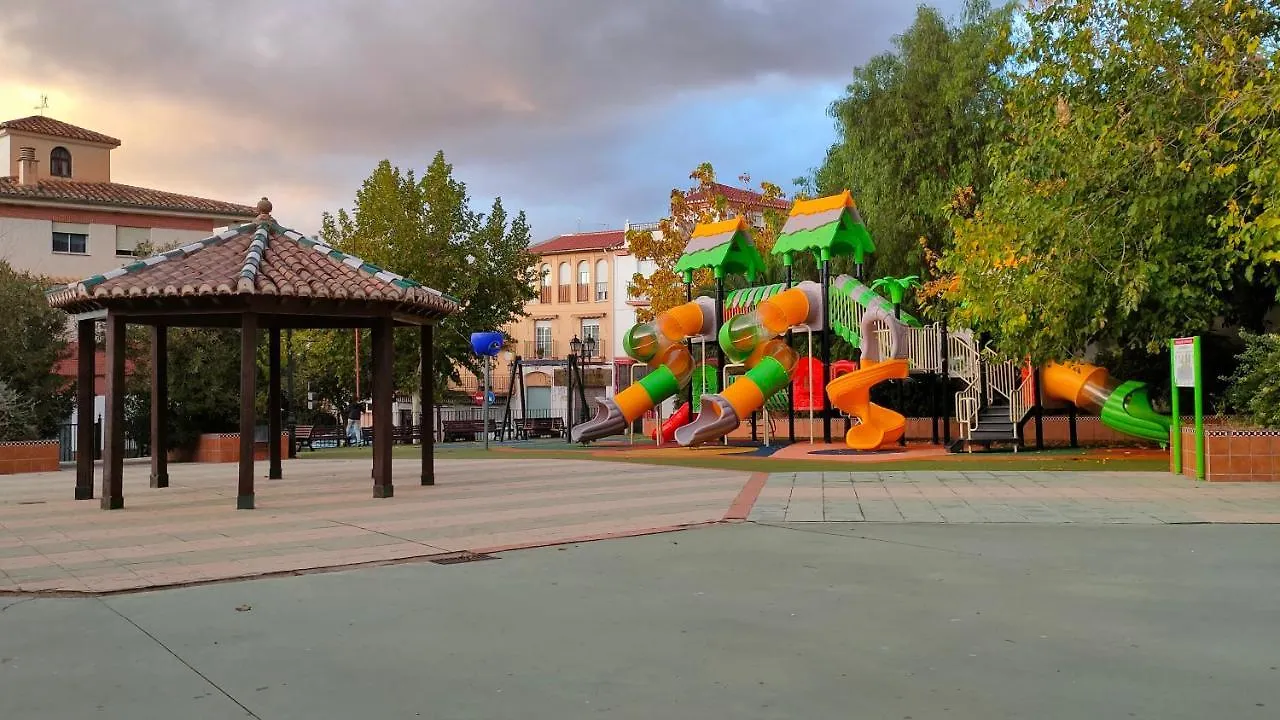 Amplio Apartamento Familiar De 3 Dormitorios En La Zubia Granada A Un Paso De La Alhambra Y Sierra Nevada