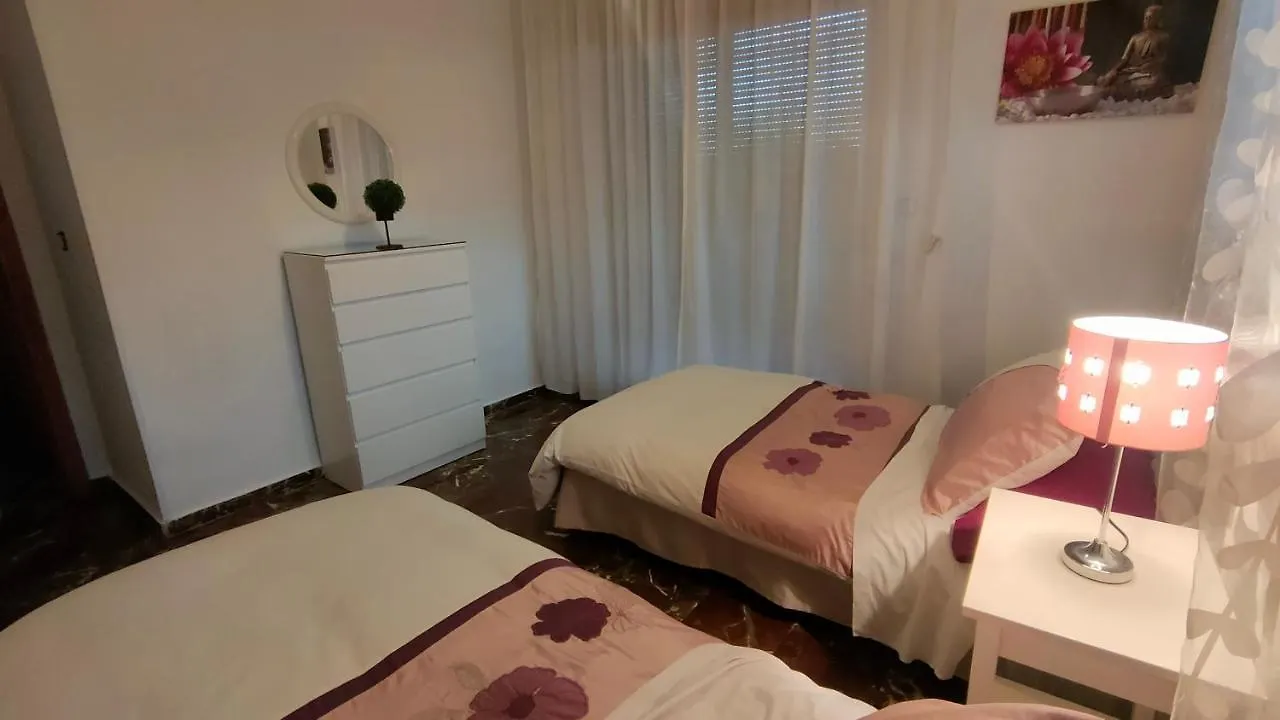 Apartament Amplio Apartamento Familiar De 3 Dormitorios En La Zubia Granada A Un Paso De La Alhambra Y Sierra Nevada